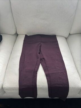 Lululemon capris plum colored workout pants